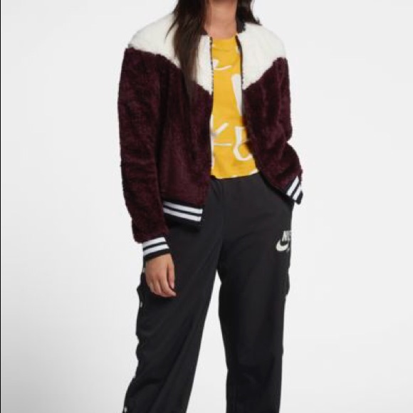 Nike Sherpa jacket - Picture 2 of 7